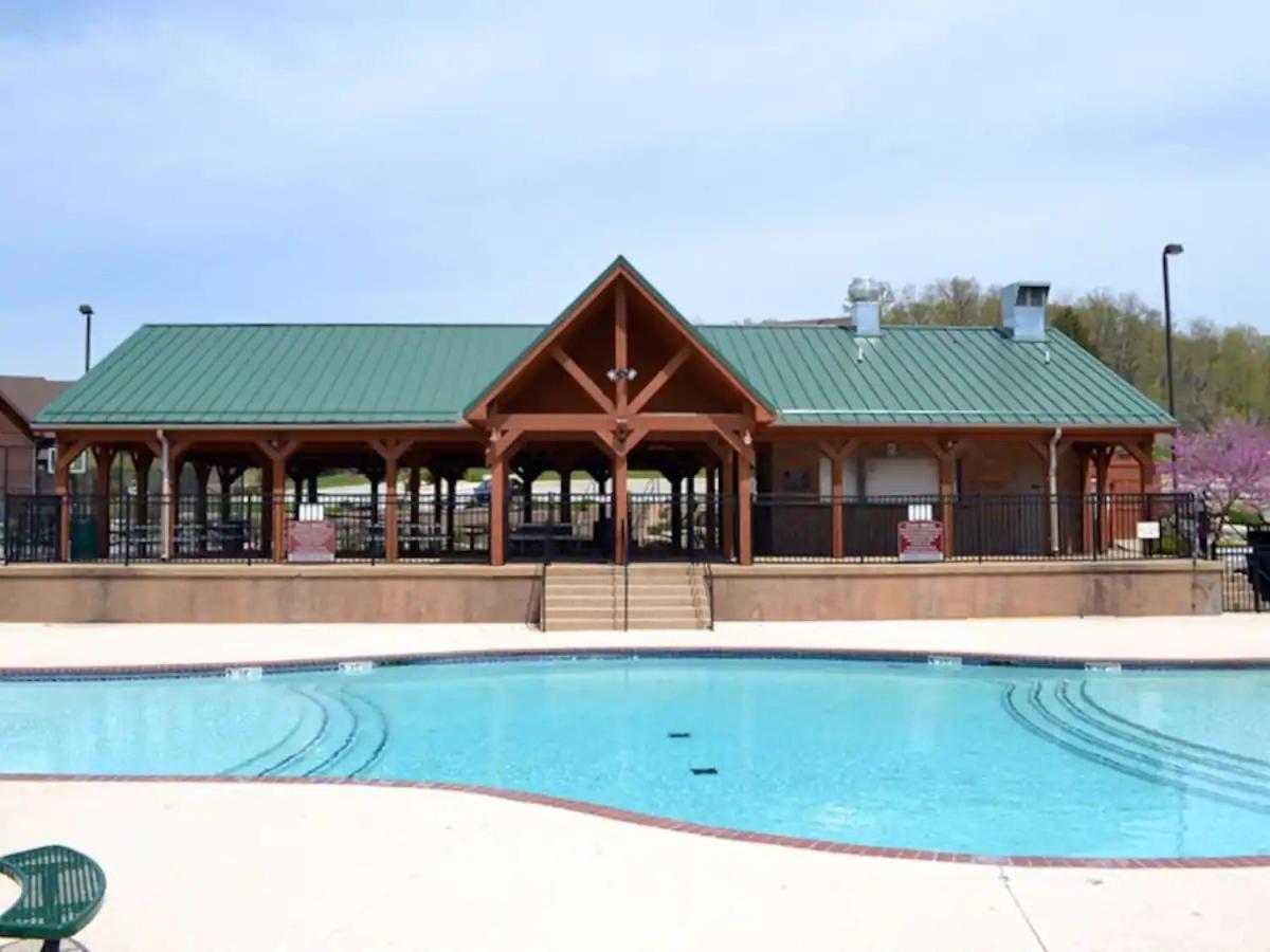 Golf On Site - Walk-In Shower - Jetted Tub - Free Attraction Tickets Included 布蘭森 外观 照片